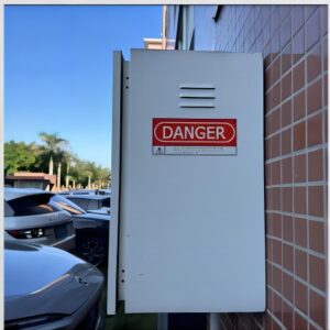 ملصق شهادة مقاومة الشمس والعوامل الجوية في الهواء الطلق